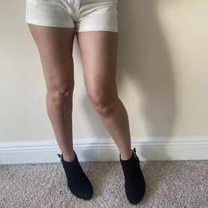 Made in Italy mesh faux suede Zuiki booties 🪶🪶